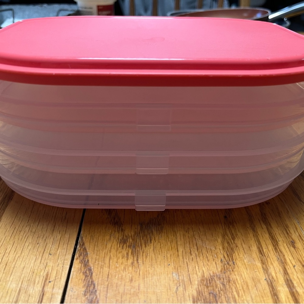 Set of 3 Tupperware containers
